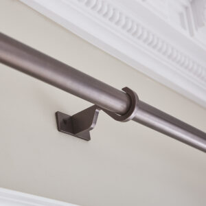 Arc Roomset Stud Finial Soft Silver